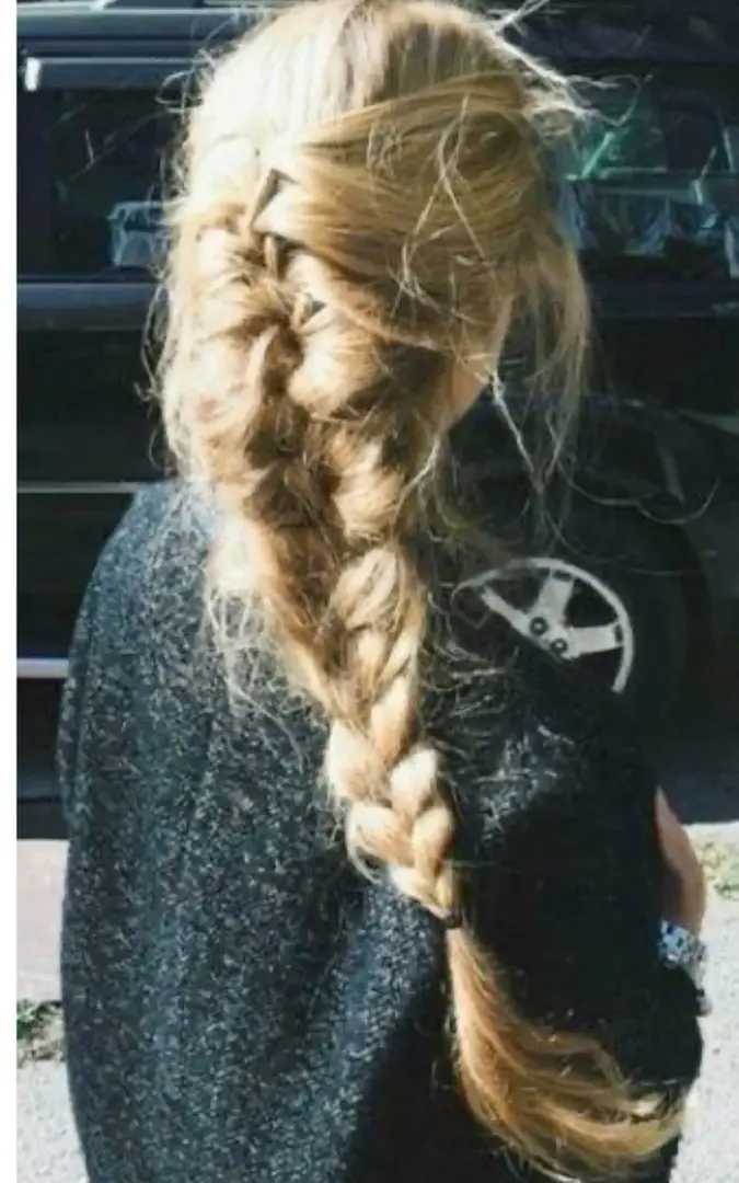 Fishtail Braid - View 2