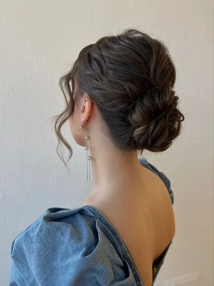 Low Chignon inspiration