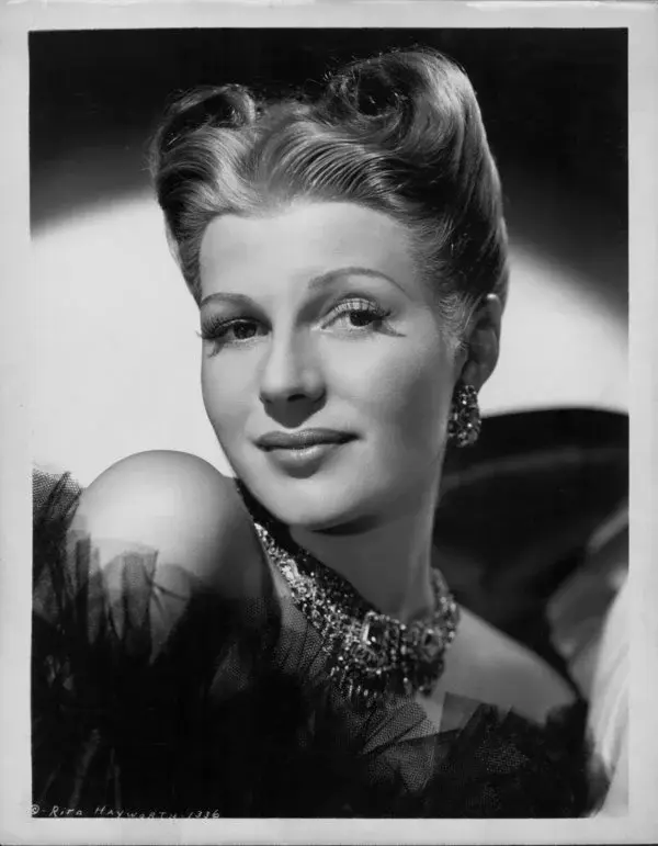 Victory Rolls inspiration